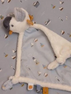 Doudou Carré Mouette - Sailors Bay - LITTLE DUTCH Bleu Grisé - Little Dutch -Magasin De Jouets doudou carre mouette sailors bay little dutch 3
