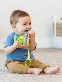 Livre En Tissu INFANTINO Multi Couleurs - Infantino -Magasin De Jouets livre en tissu infantino 3