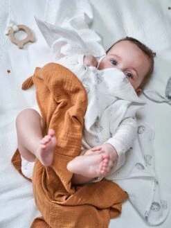 Lot De 3 Langes MINI COMPAGNIE En Gaze De Coton Bio* 2 écrus Imprimés + 1 Uni Caram - Vertbaudet -Magasin De Jouets lot de 3 langes mini compagnie en gaze de coton bio 5