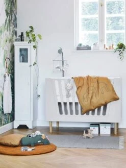 Peluche D'Activités Croco - DONE BY DEER Vert - Done By Deer -Magasin De Jouets peluche dactivites croco done by deer 3